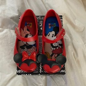 Mini Melissa ultragirl Disney size 10